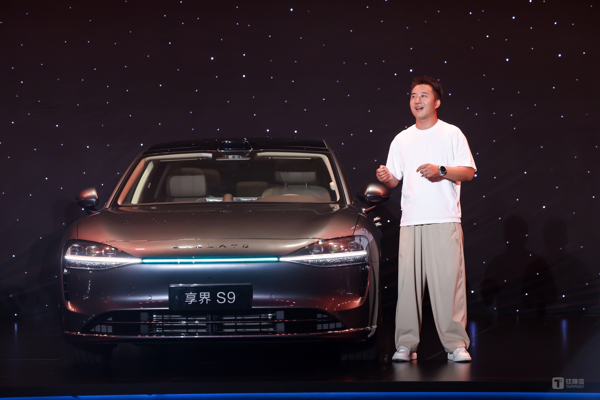 一枚“星”标，开启享界冲击高端新阶段