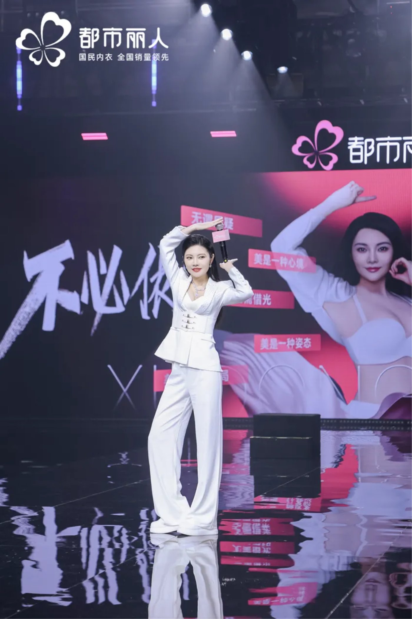 中国最懂女人的男人:牵手林志玲,年入30亿