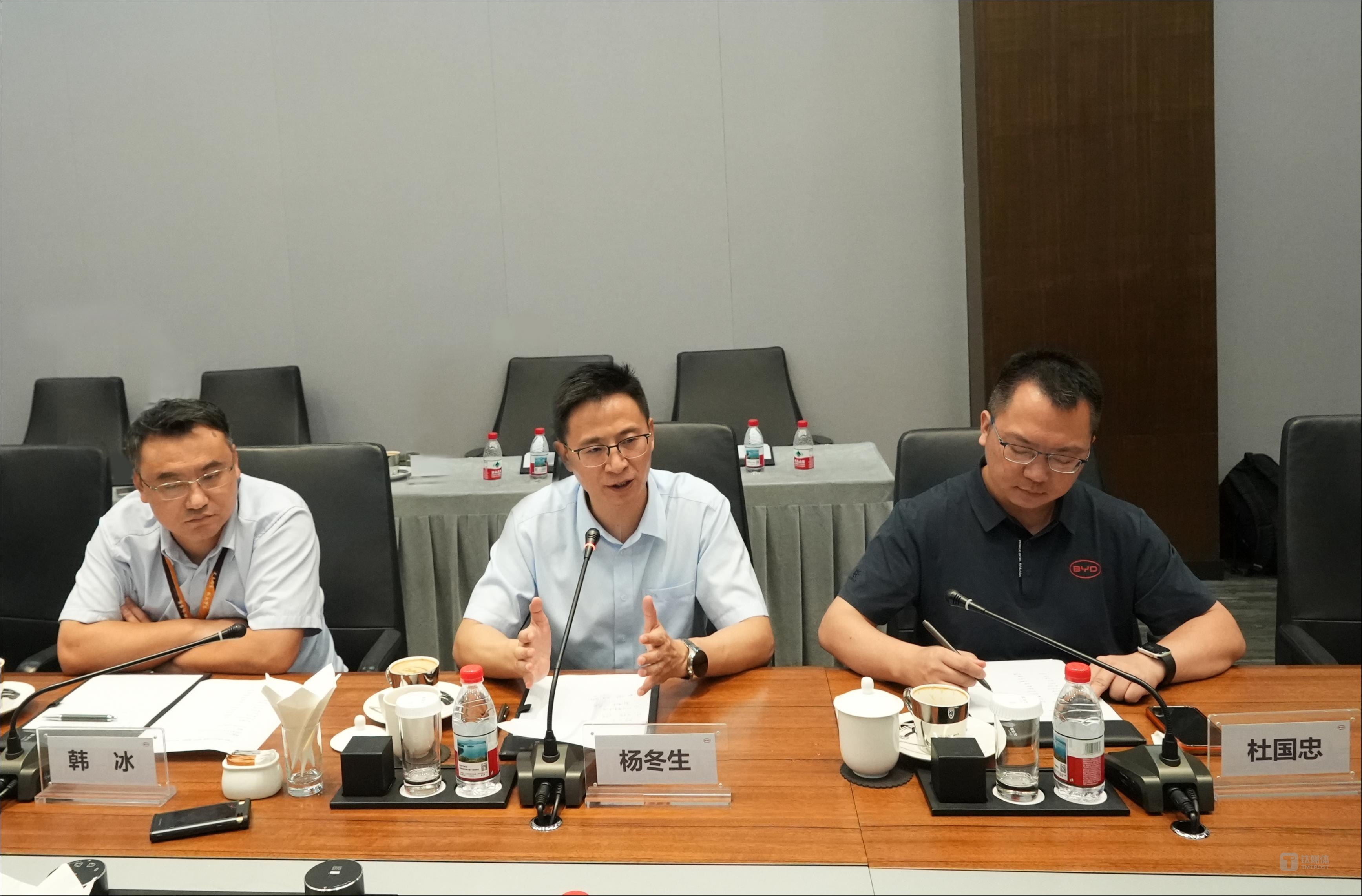 比亚迪集团高级副总裁、汽车新技术研究院院长杨冬生