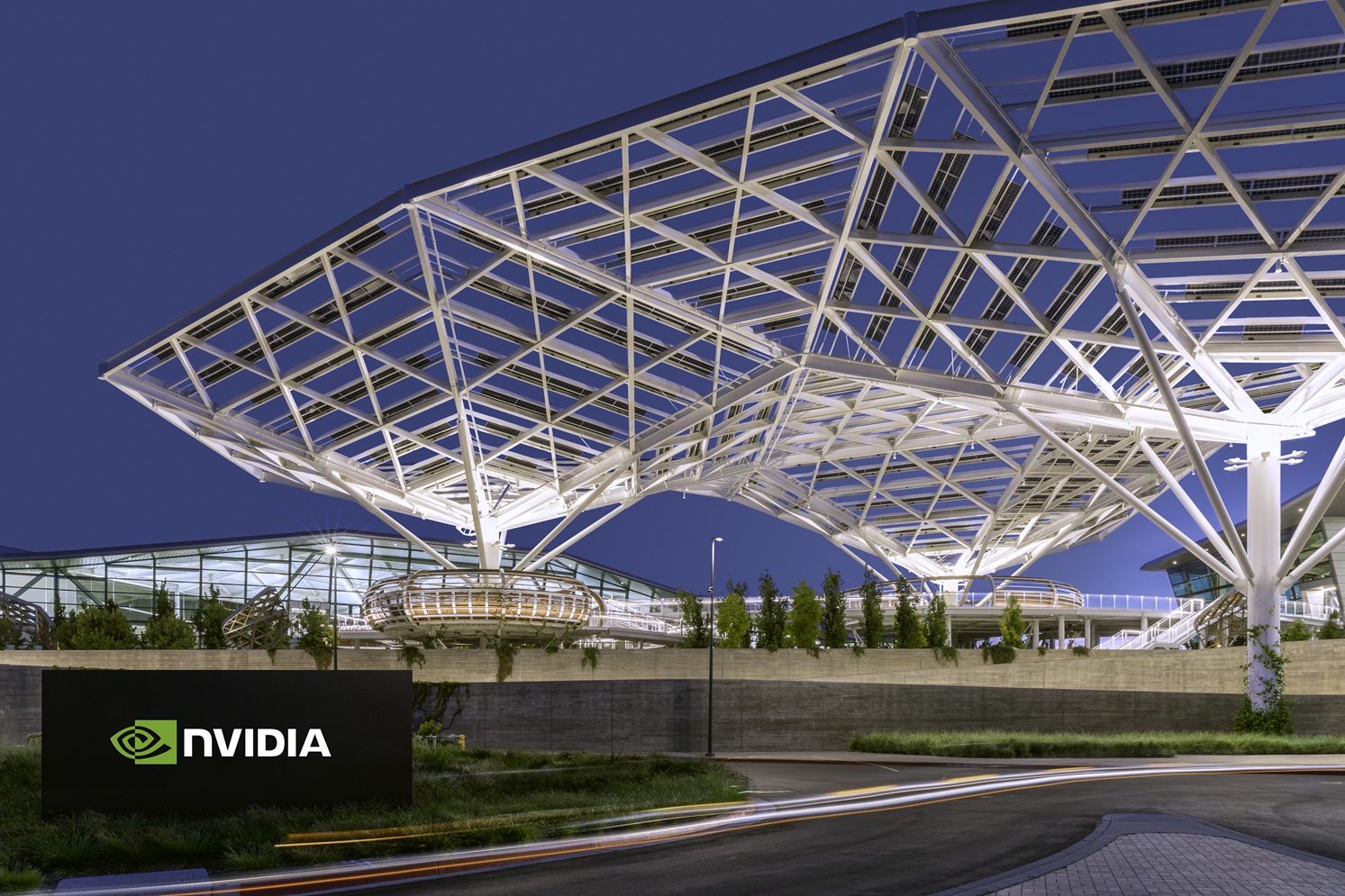 Jensen Huang Floats Potential Blackwell AI Chips Sold in China as Tepid Nvidia Q3 Guidance Excludes H20 Sales