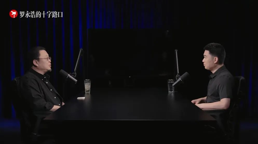 中国最会说话的一群人，开始“存钱”了