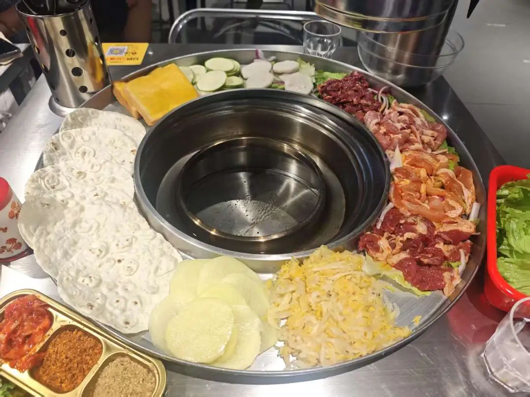 人均40+元，有品牌半年开出200+店，鲜切烤肉要火？