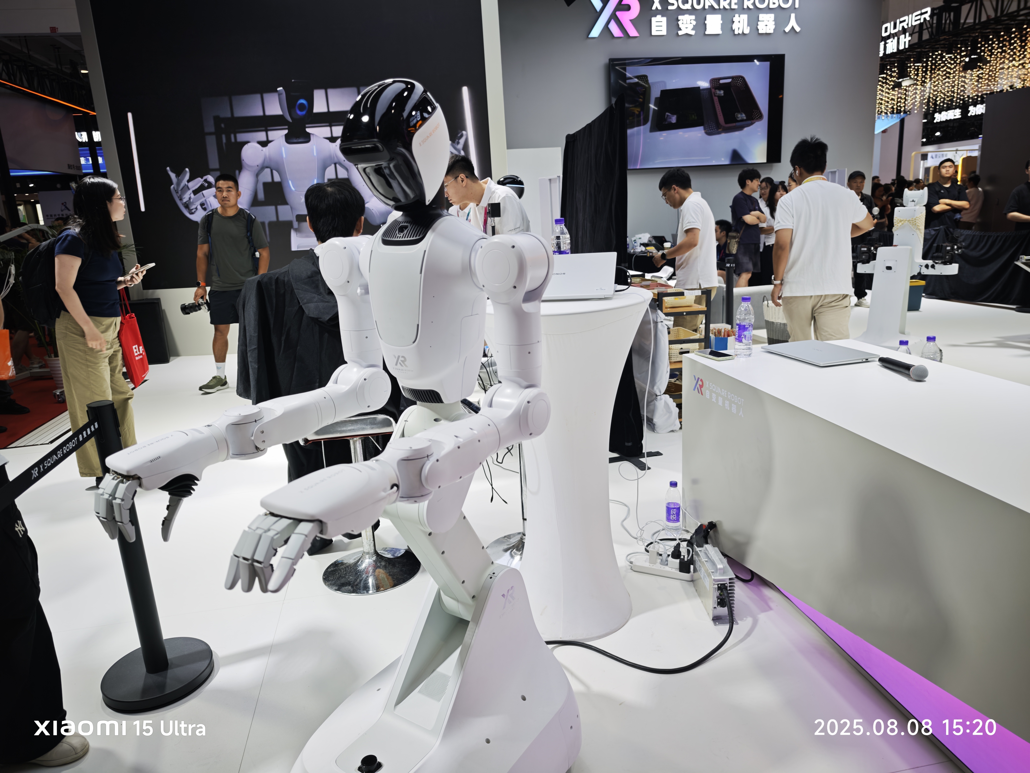 Alibaba Cloud Backs X Square Robot in Nearly $140 Million Funding to Advance Embodied Intelligence