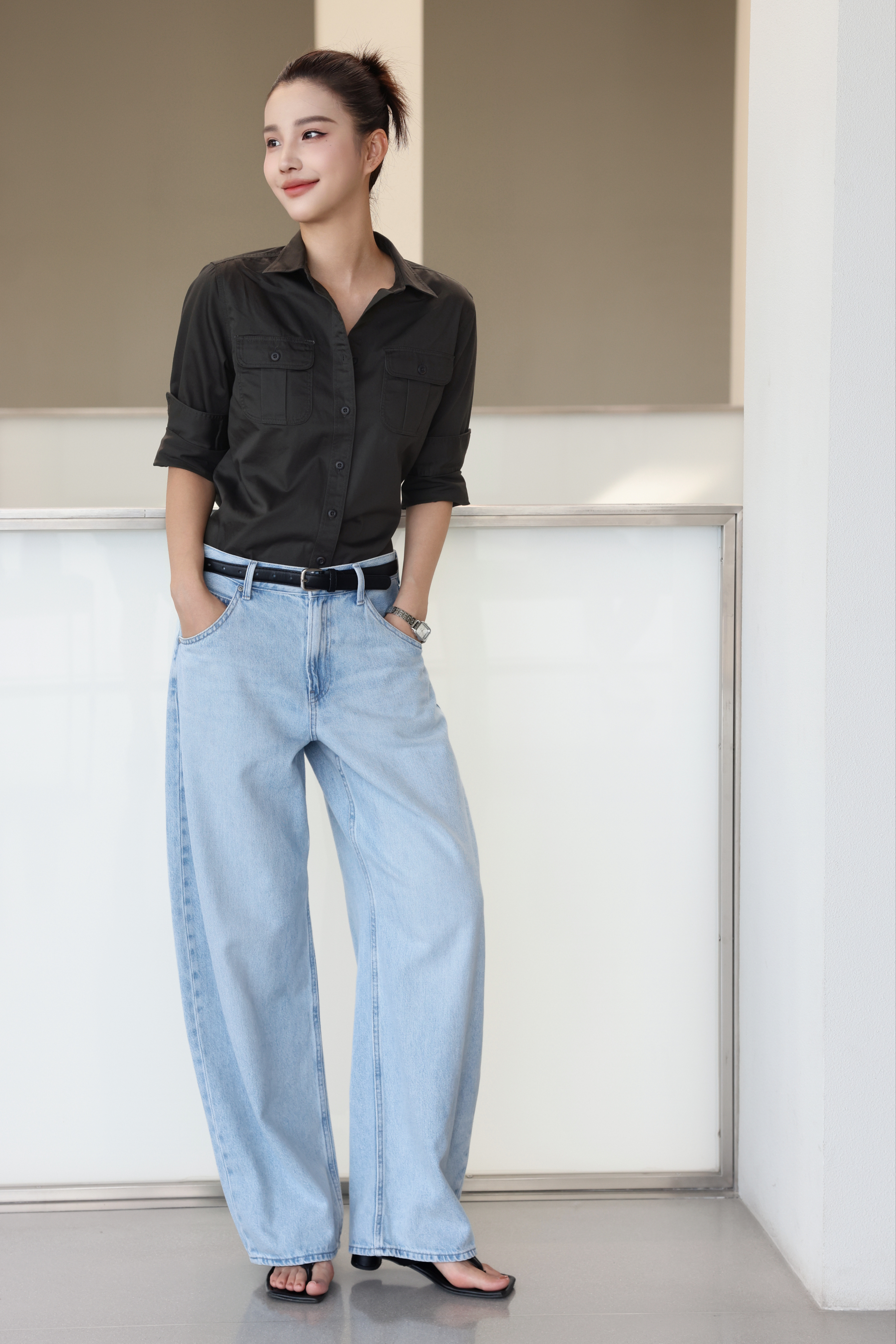 优衣库爆款&ldquo;弯刀裤&rdquo;