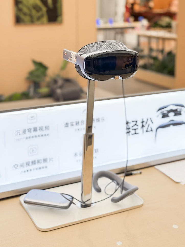 苹果“平替”这条路，在MR头显上可能走不通