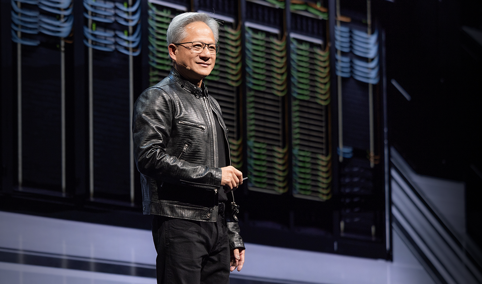 手机时代被抛弃的诺基亚，为何被黄仁勋重新捡起？