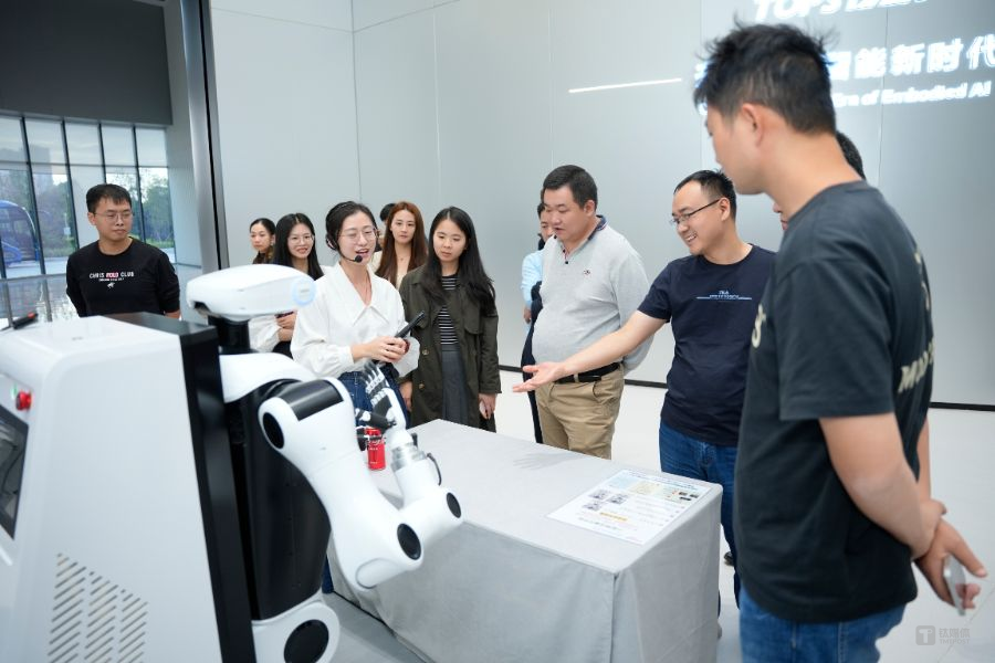 东莞探路“制造美学”：从“产品输出”到“价值输出”的全球新航程