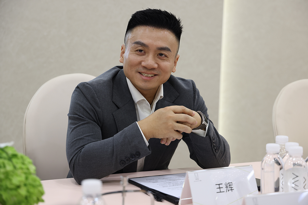 阿维塔科技董事长王辉