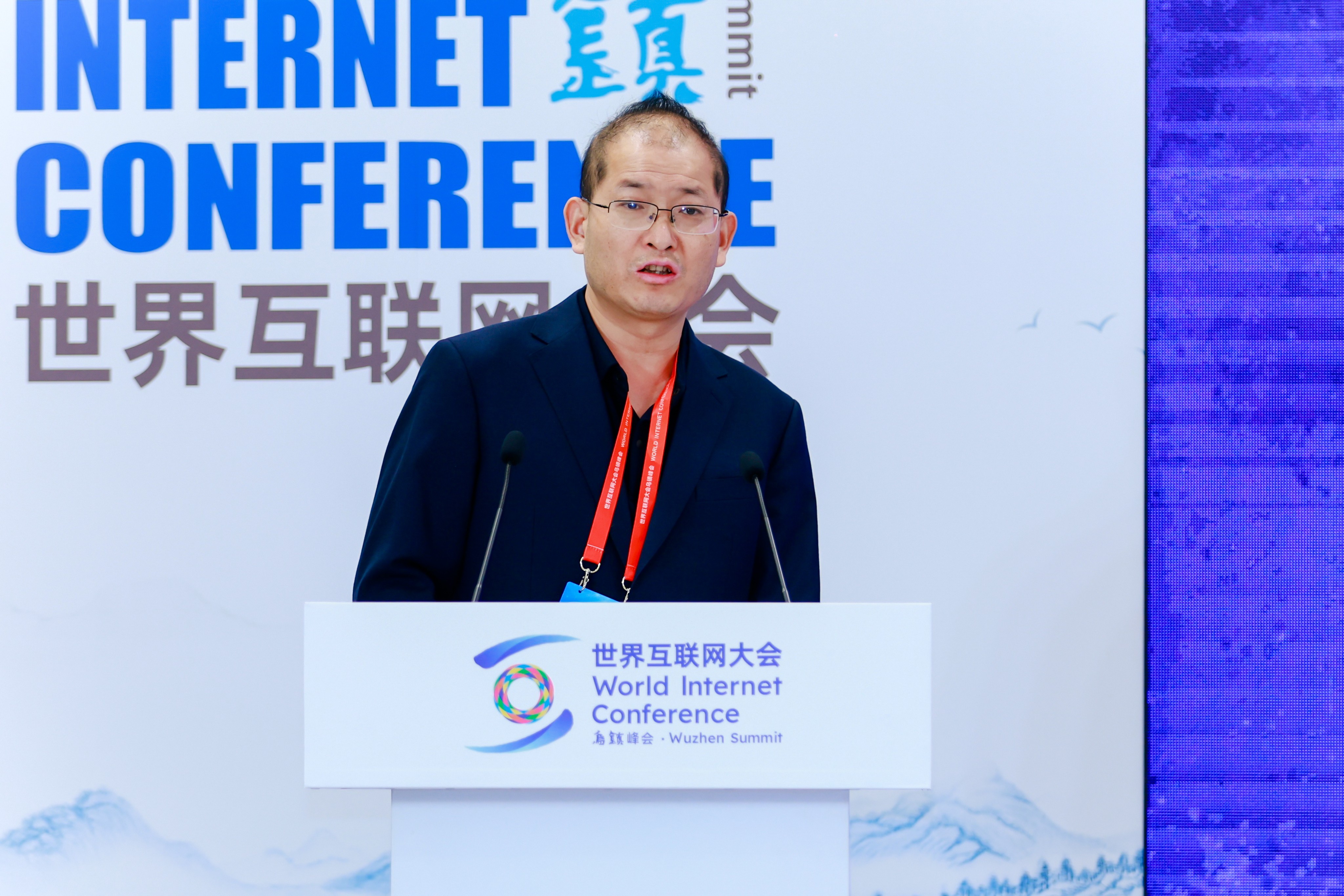 Wu Yuzhang Distinguished Professor Gong Xinqi, Renmin University of China