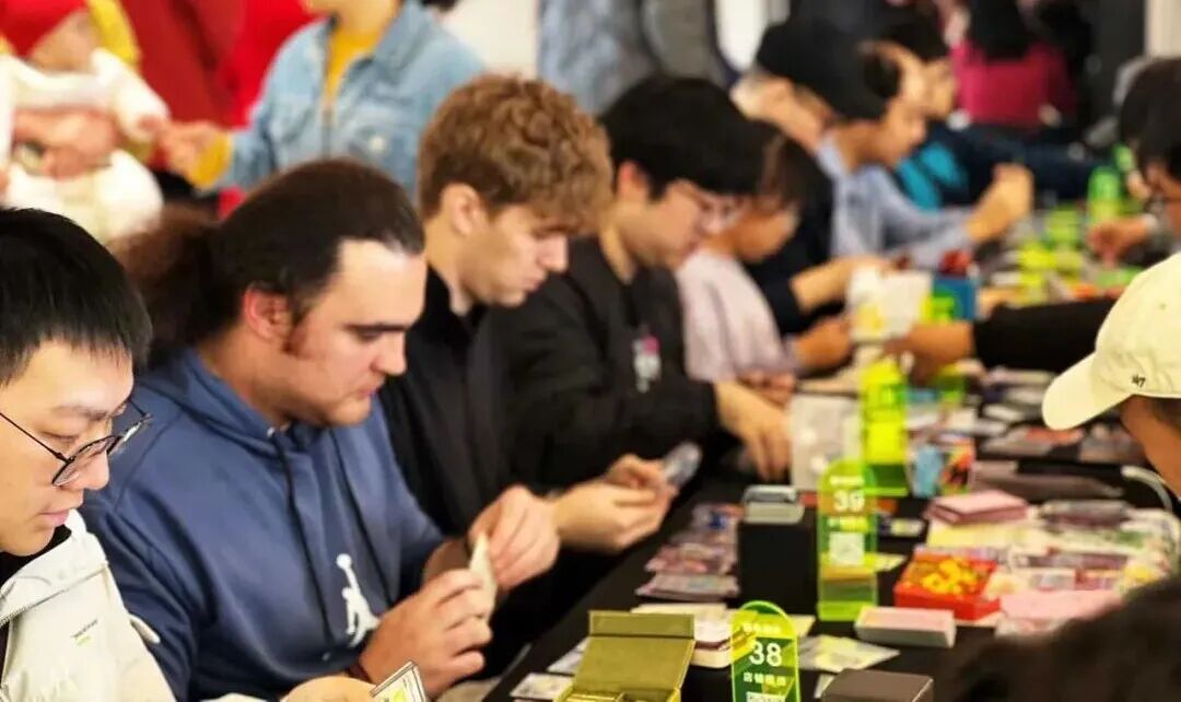 从爱好到投资，卡牌能成为年轻人的第一桶金吗？