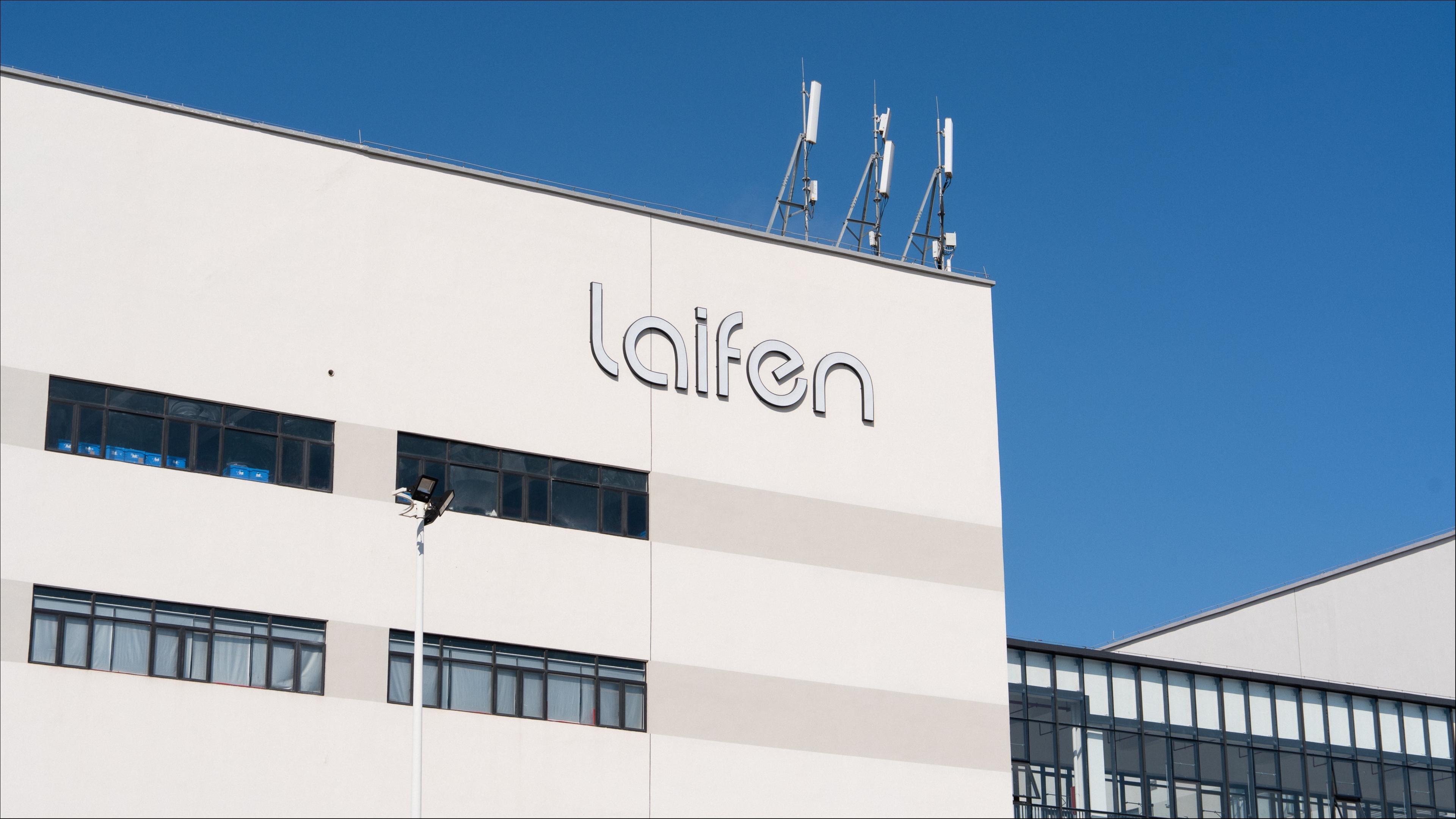 把牙刷当手机造，徕芬“疯”了？