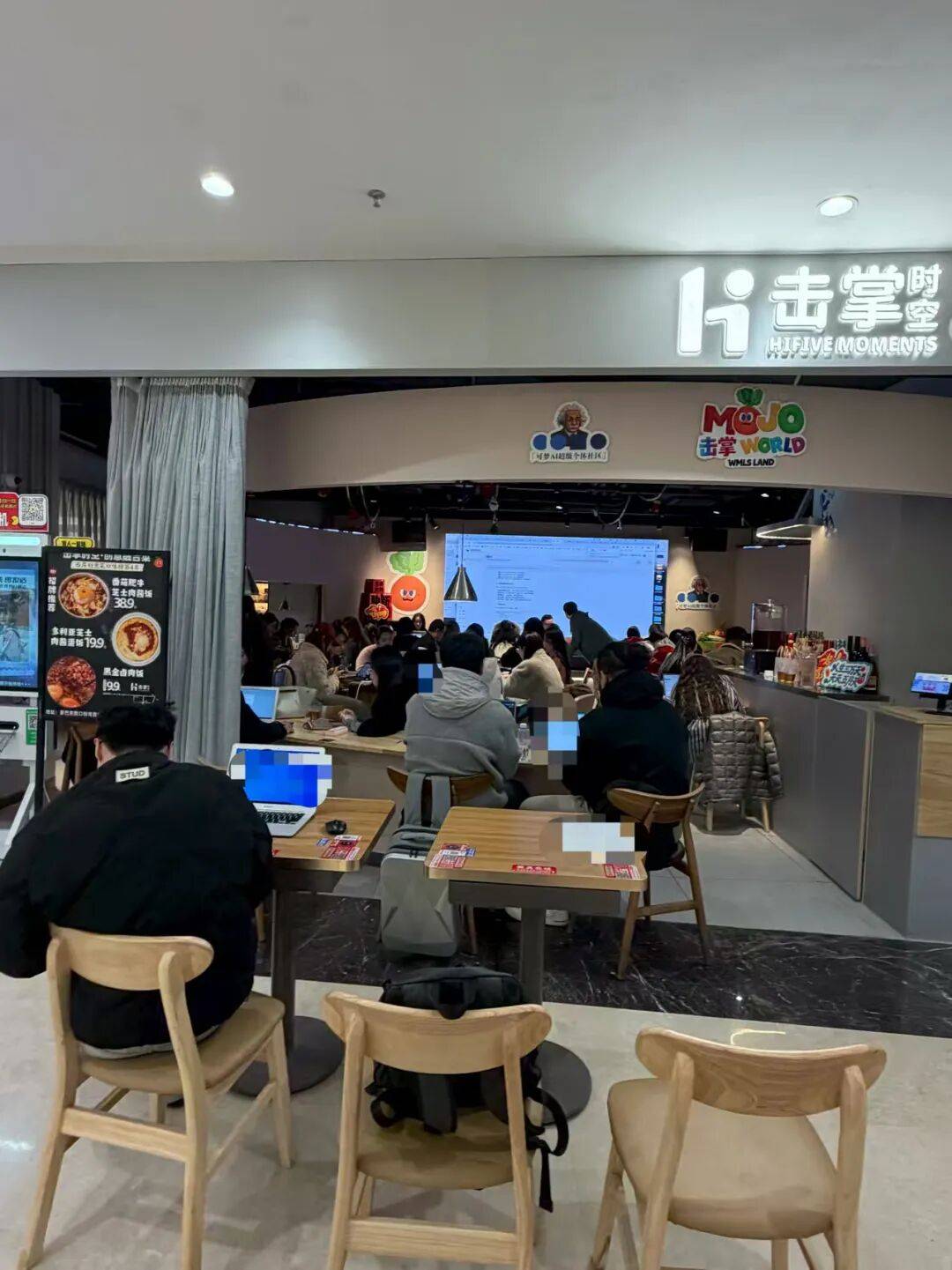 当北上广打工人用焦虑喂养龙虾，这股热潮还能持续多久？