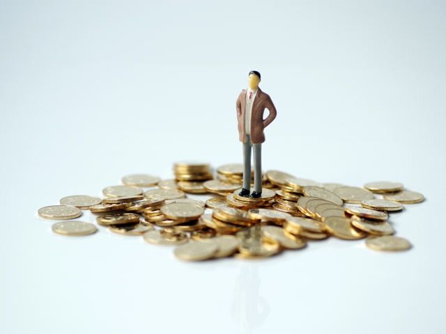 A股上市險企首份年報：中國人壽2025年總保費首破7000億元