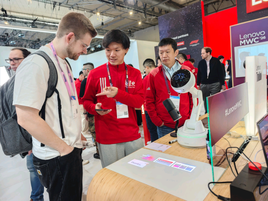 重塑人机交互新方式，多款AI创新硬件亮相巴展