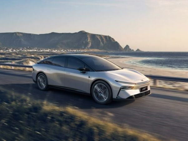 小鹏汽车首次单季度盈利