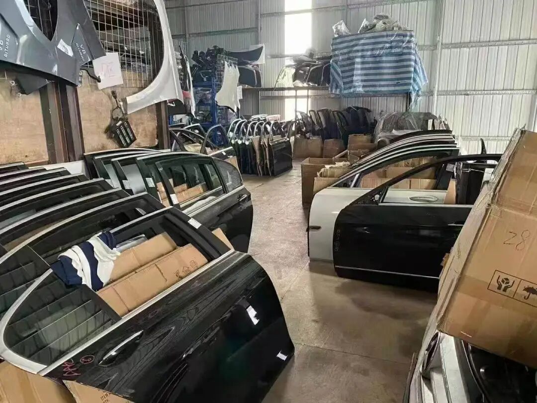 正规企业“无车可拆”，黄牛为何能垄断车源？