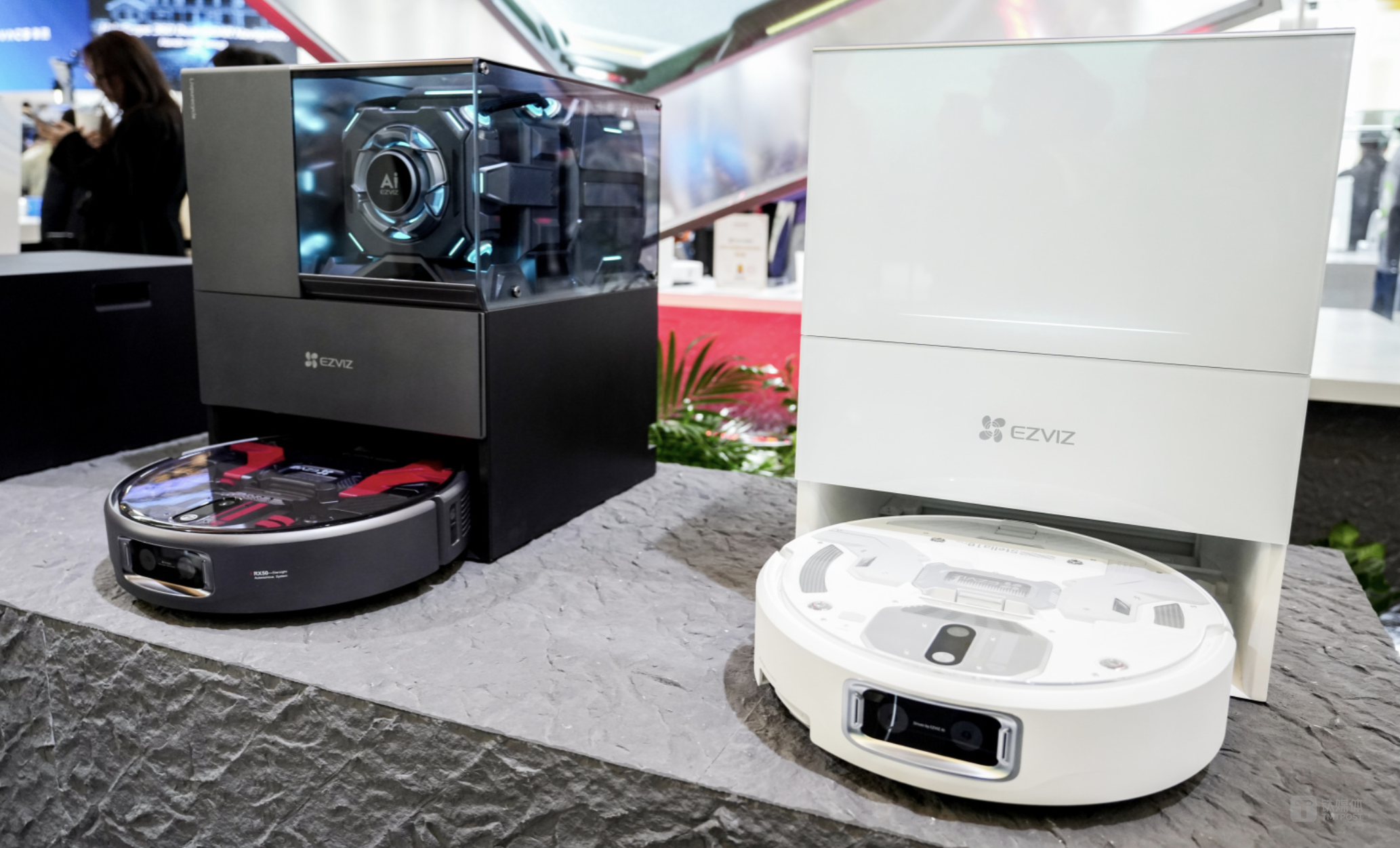 扫地机器人6.0时代，跨界的萤石给出了AI清洁新方案｜AWE 2026