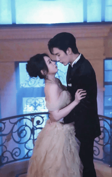 《红糖姜汁》《曼陀罗》“双亿”霸榜，真人短剧远未见顶