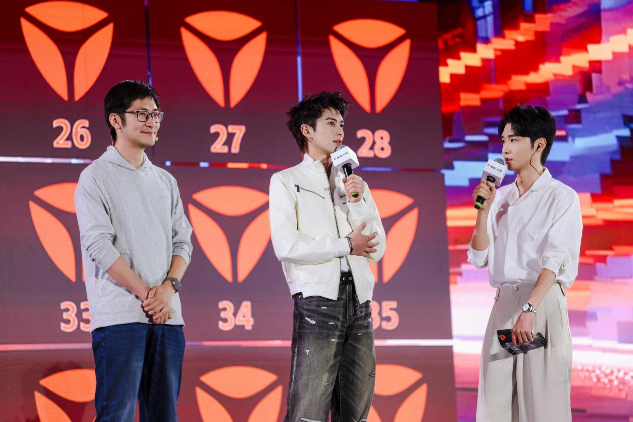 雅迪冠能三舰齐发，以“国民级智能”开启两轮出行新纪元