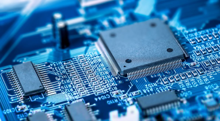 阿斯麦二季度业绩指引不及预期，股价一度跌逾5%