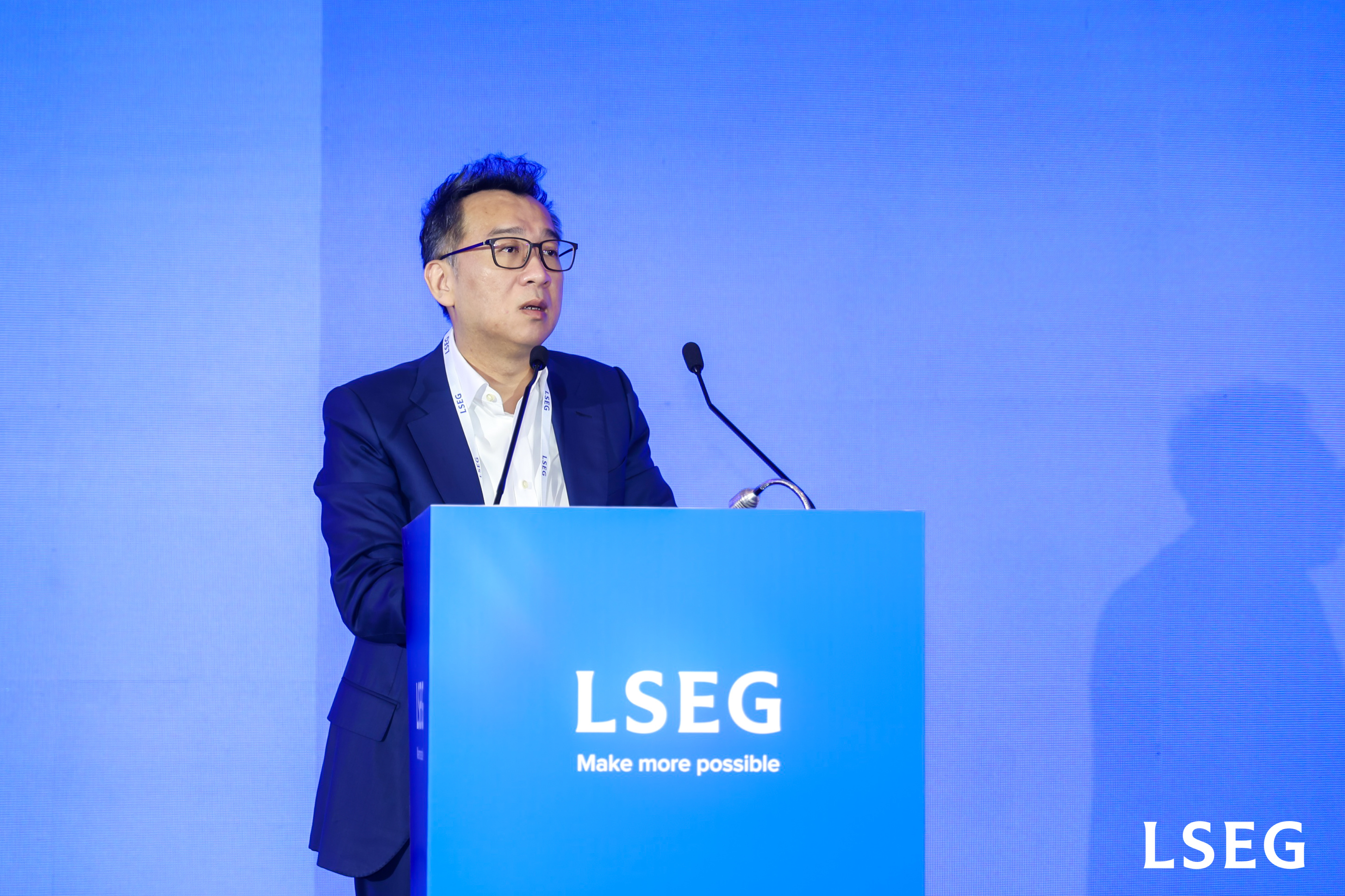 黄金价格将翻倍？洪灏解码全球流动性、贵金属与市场趋势