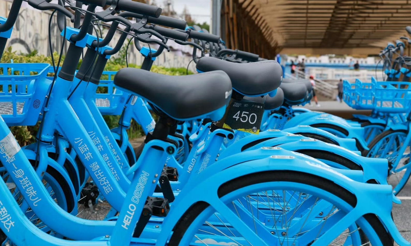 哈啰推变速车，被逼到墙角的自救