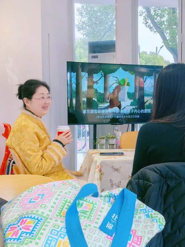 初代丁克老了：组团养老、被迫离婚，还有人生了二胎