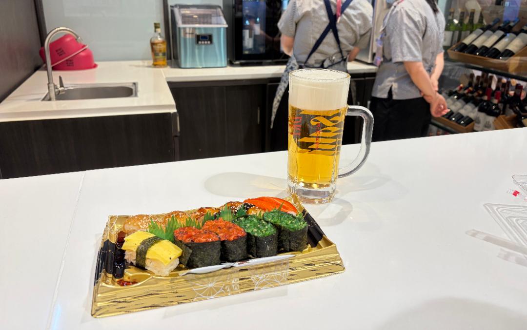 快餐、烘焙之后，商超巨头们又看上了这门生意