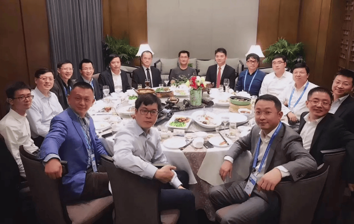 互联网又回到了拉帮结派的时代