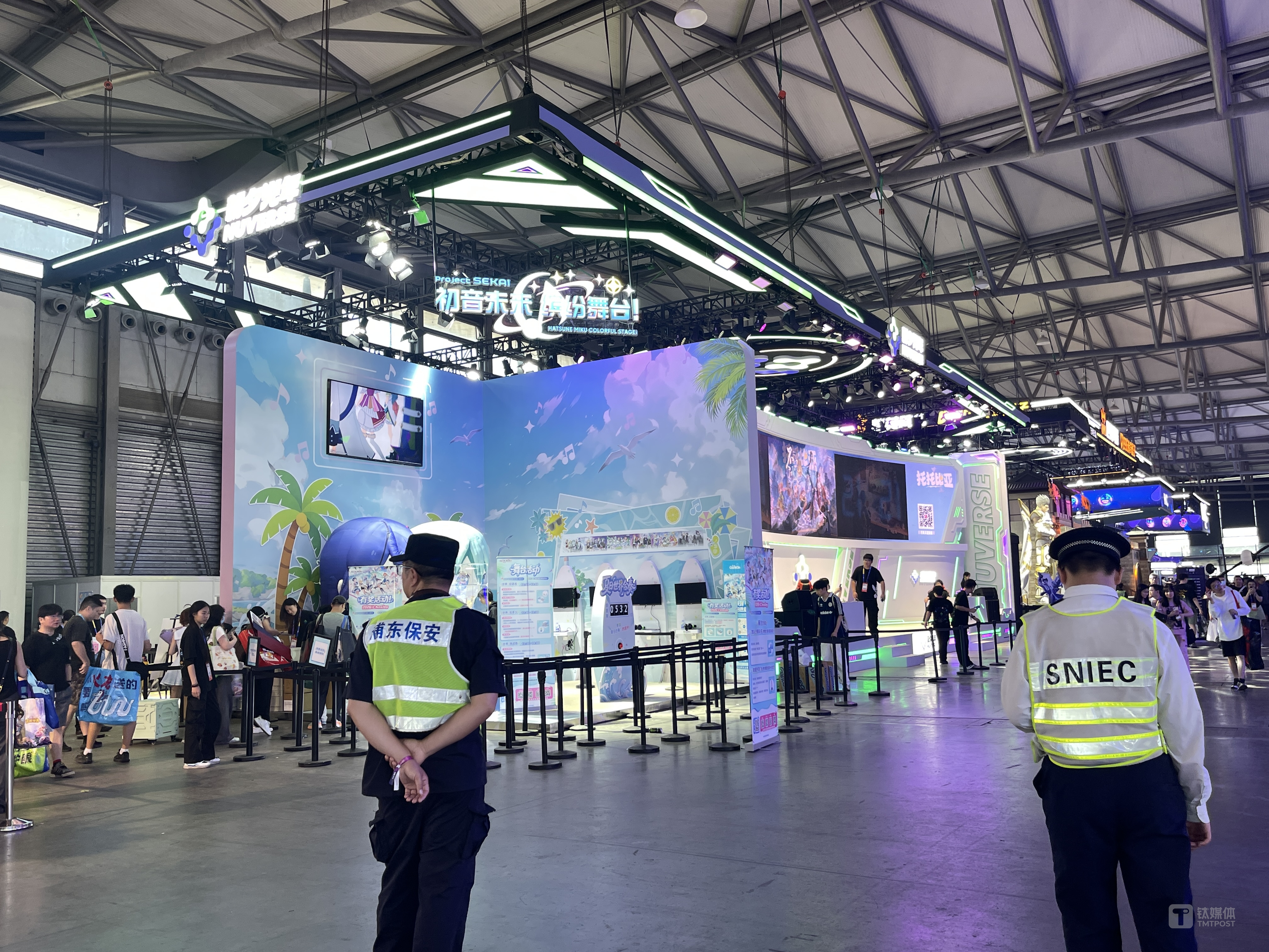 ChinaJoy 2026朝夕光年展位，这个一度断臂的&ldquo;边缘&rdquo;的业务也参展了，图片由作者拍摄