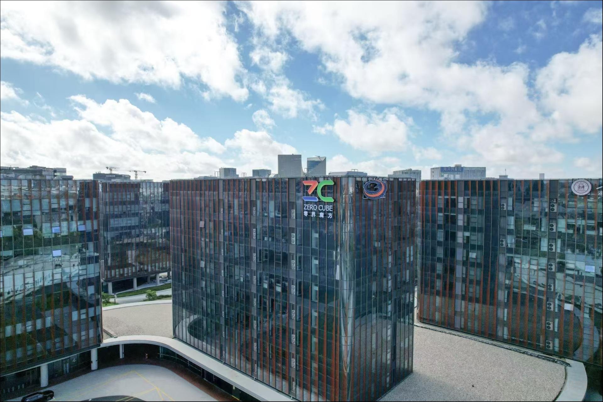 上海这栋楼，正在批量制造“一人公司”
