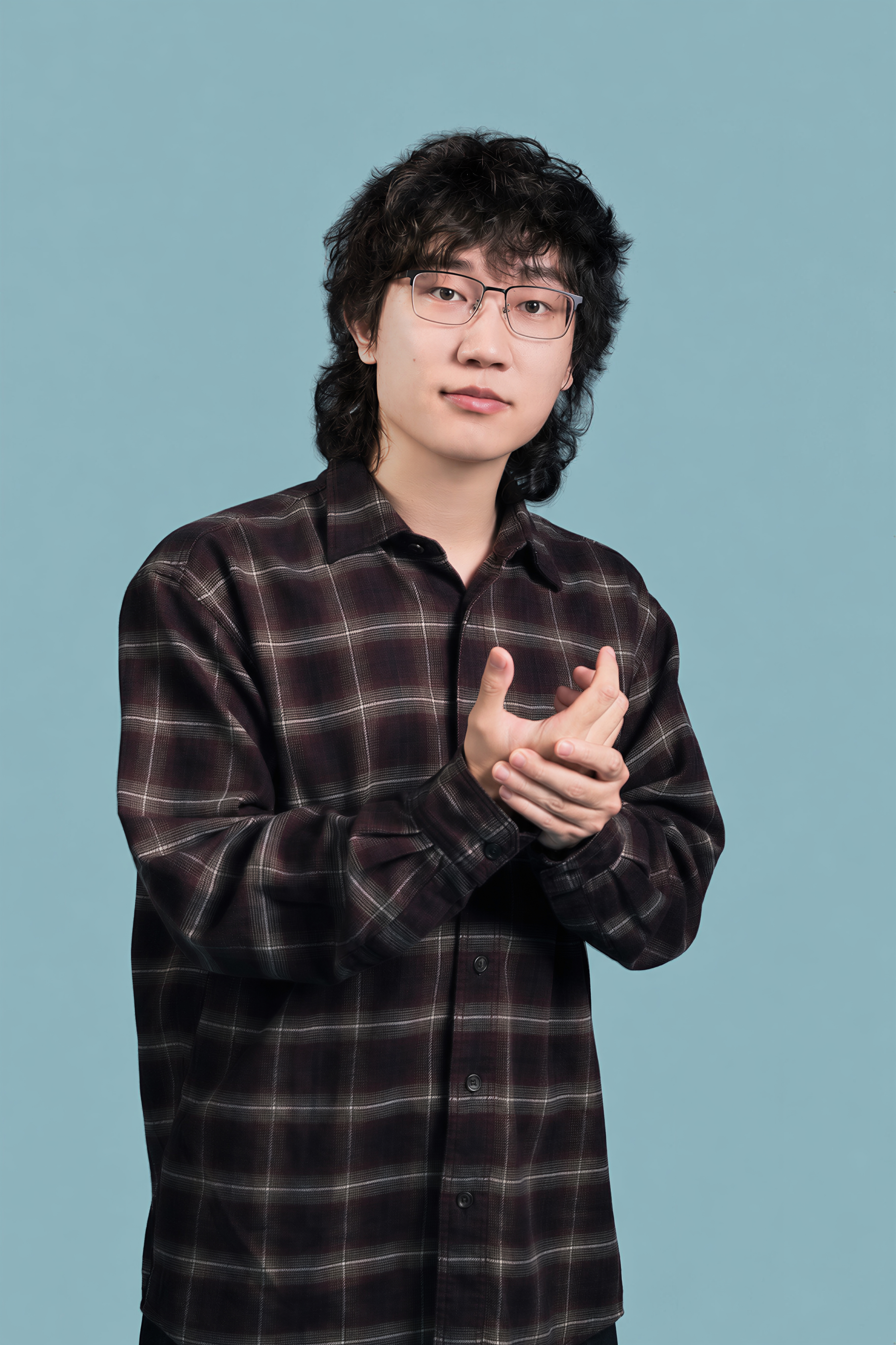 00后杨世琦闯入具身赛道，他不做本体，而是押注机器人&ldquo;词元&rdquo;创业。