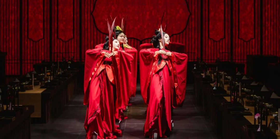 人均500元的宫廷饭，猛攻小城餐桌