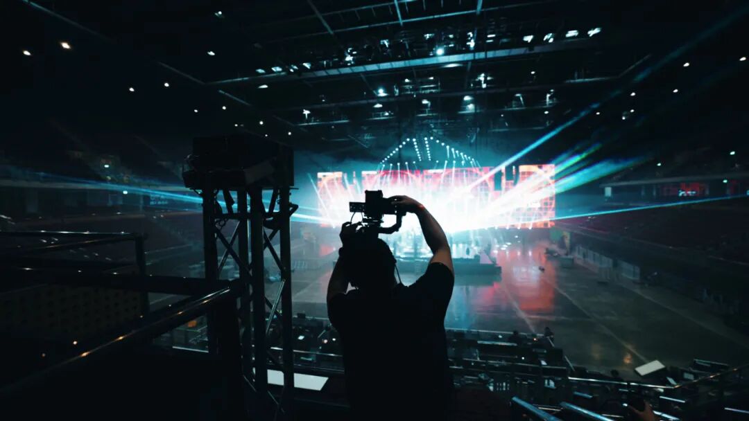 让每个观众都在第一排:佳能EOS VR系统助力现场演出进入沉浸时代-锋巢网