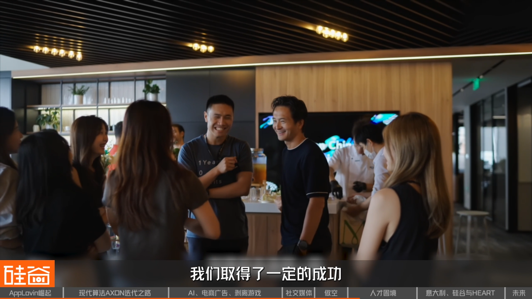 AppLovin撕开巨头裂缝的1000天：AI审判、被做空与Underdog的“弱者之心”