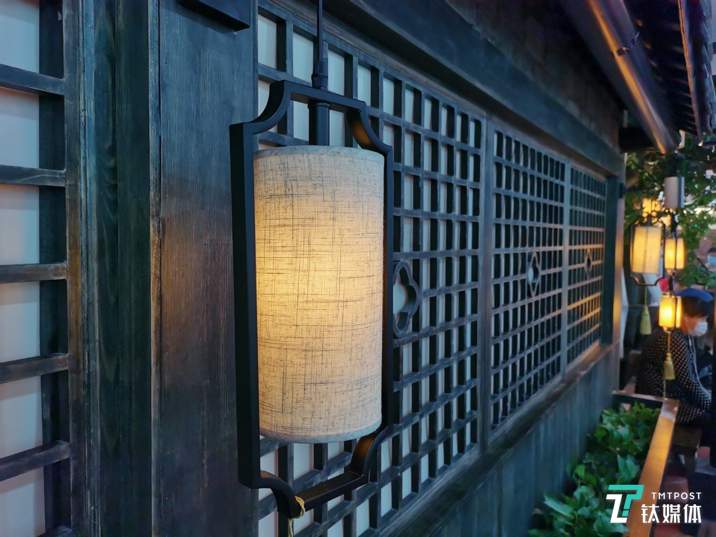 其他样张：焦距5.58mm 光圈：f/1.8 快门速度：1/100s ISO：160