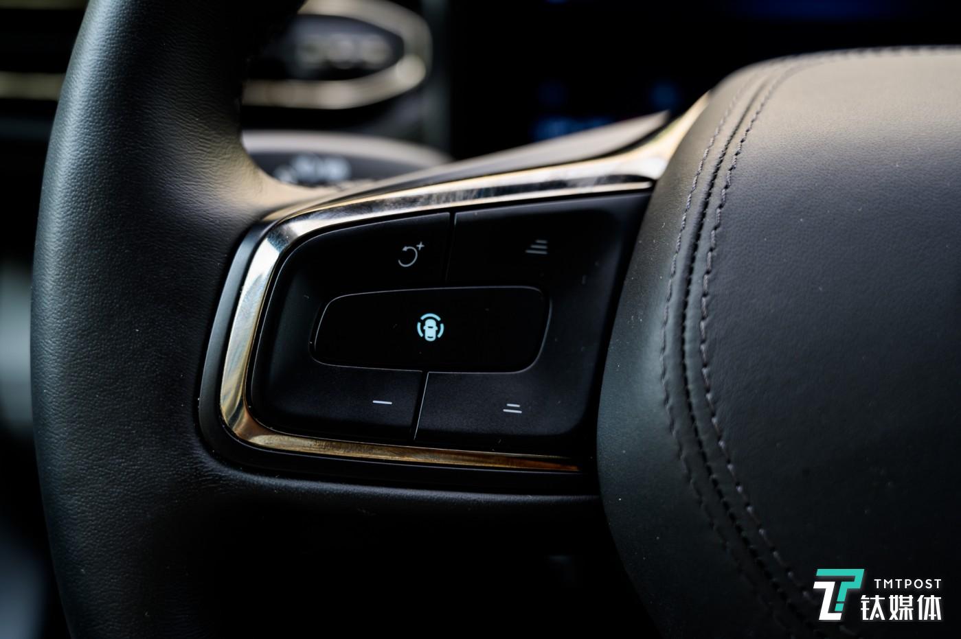 自动驾驶&操控体验:在五环上"大撒把"