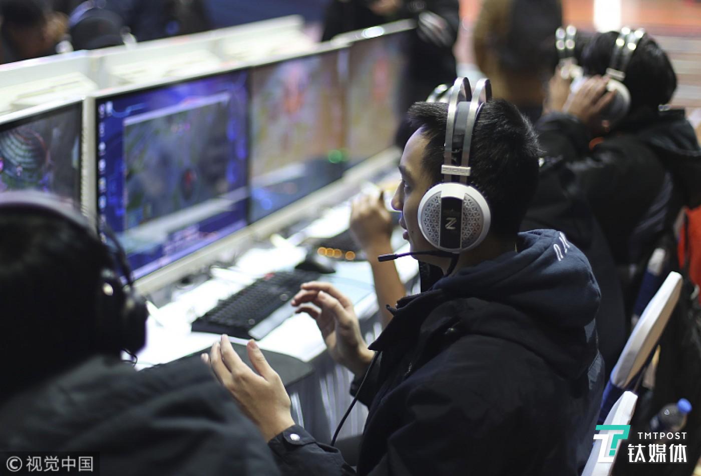 从蓝翔到高校都在加码电竞培训,是严肃生意还