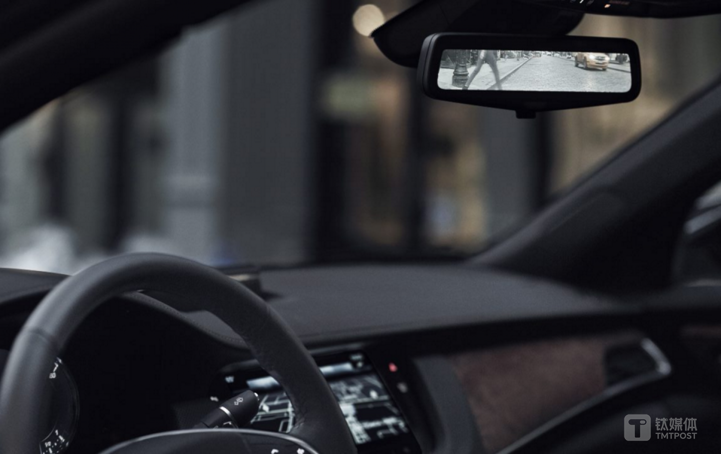 车内的流媒体后视镜，只有40T版配置