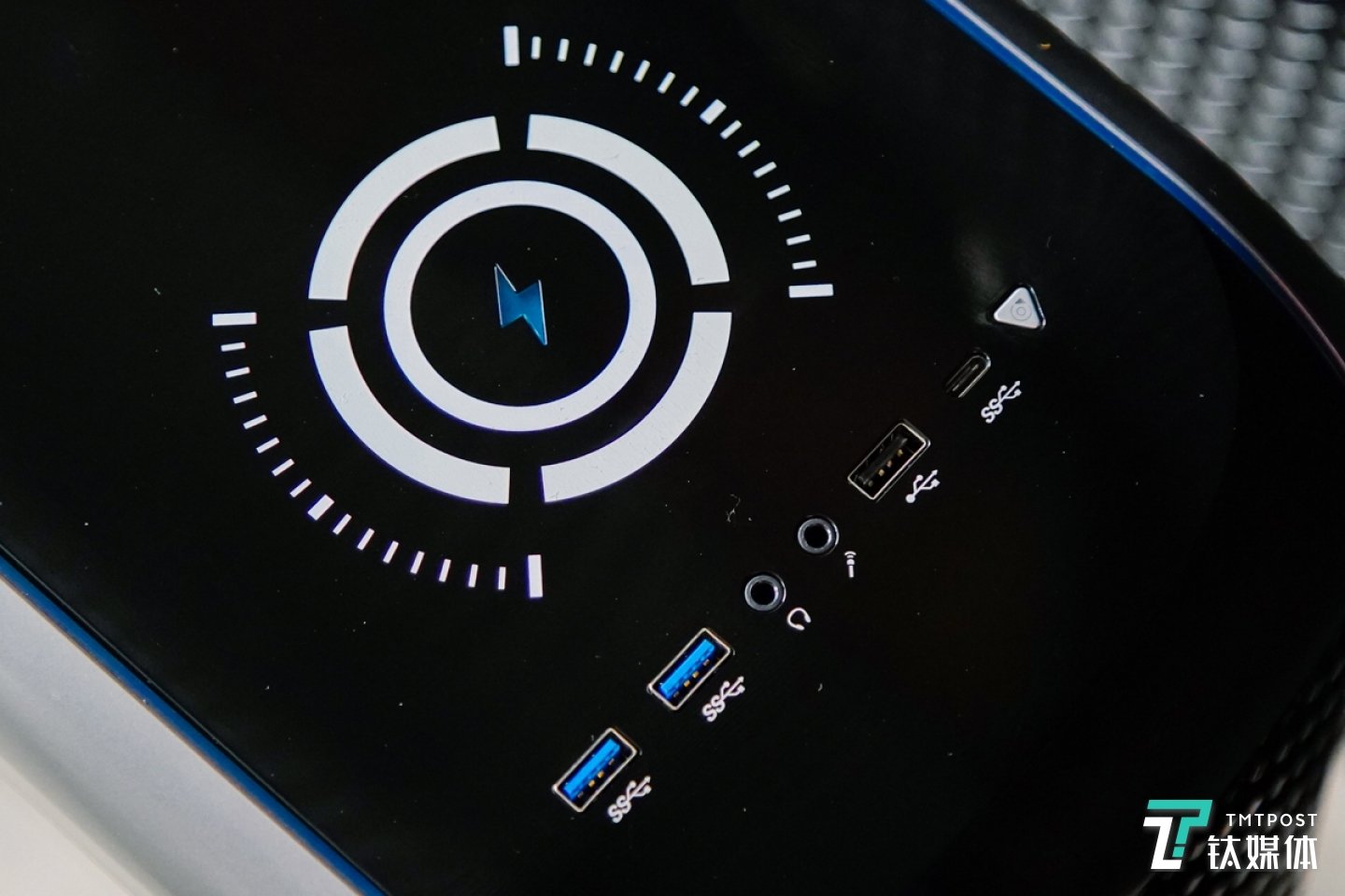 QI无线充电面板