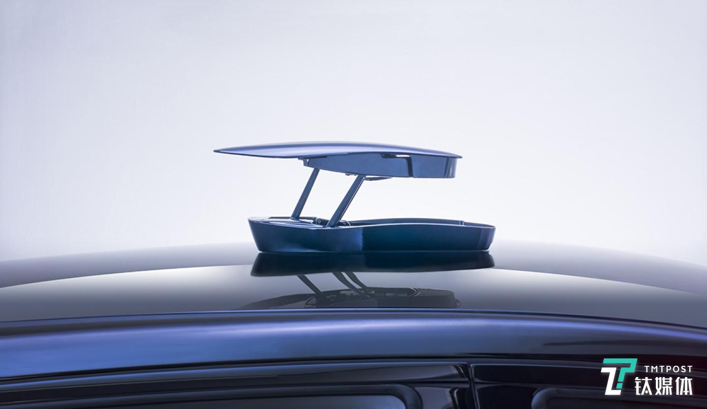 小鹏汽车车顶摄像头