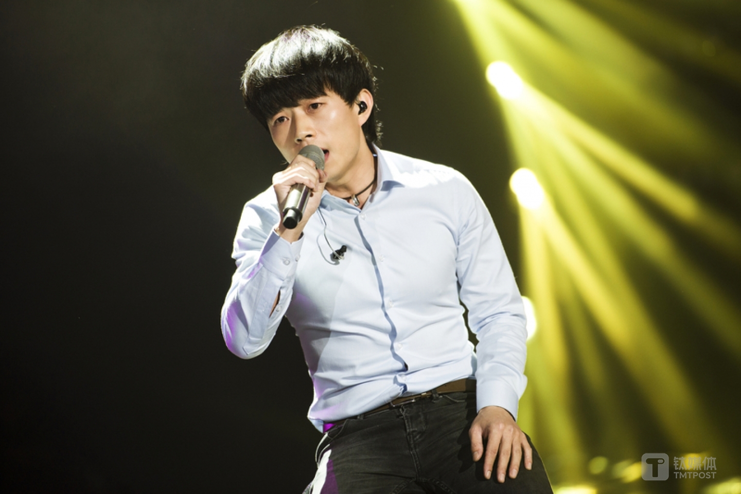 （题图来自：视觉中国）