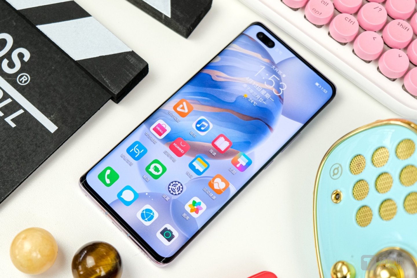 荣耀30 Pro+屏幕