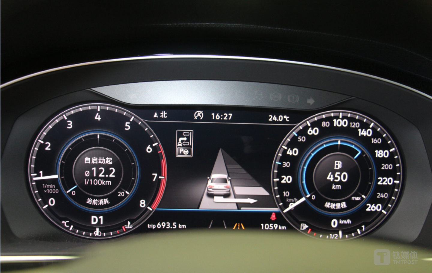 指示为右侧的倒车入库车位