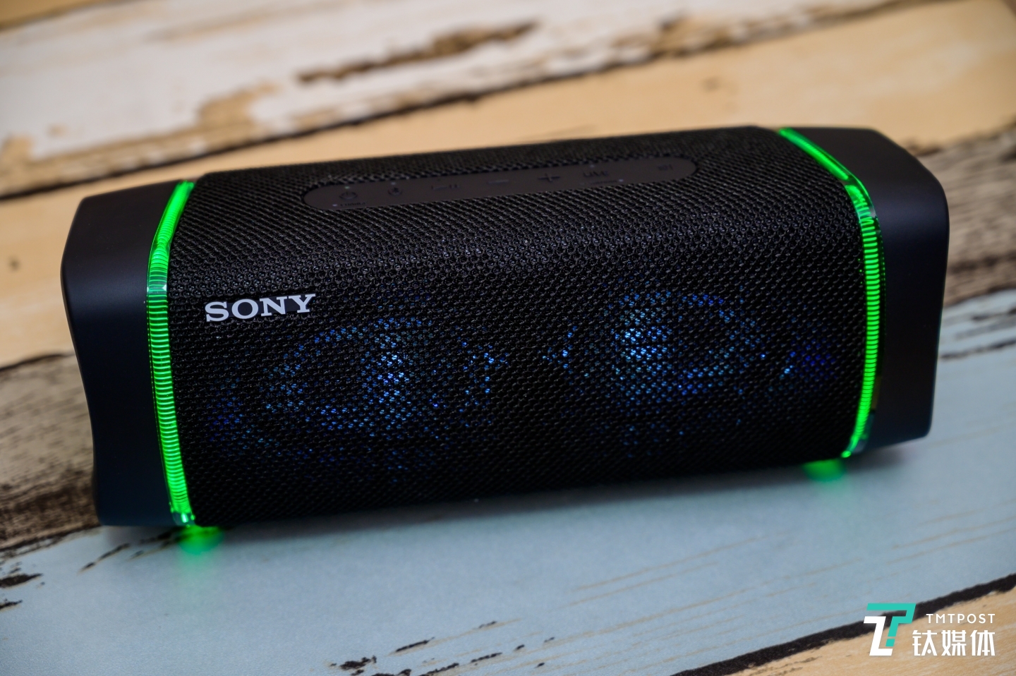 索尼SRS-XB33蓝牙音箱