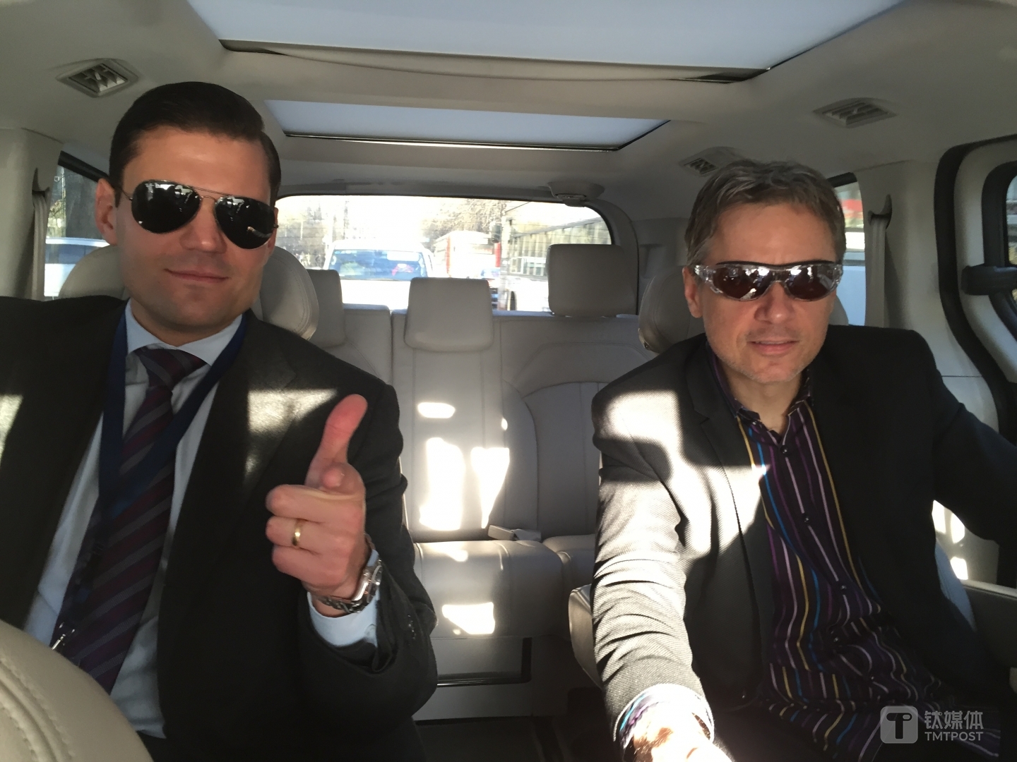 拉菲罗&middot;安德烈（左）在前往T-EDGE大会途中