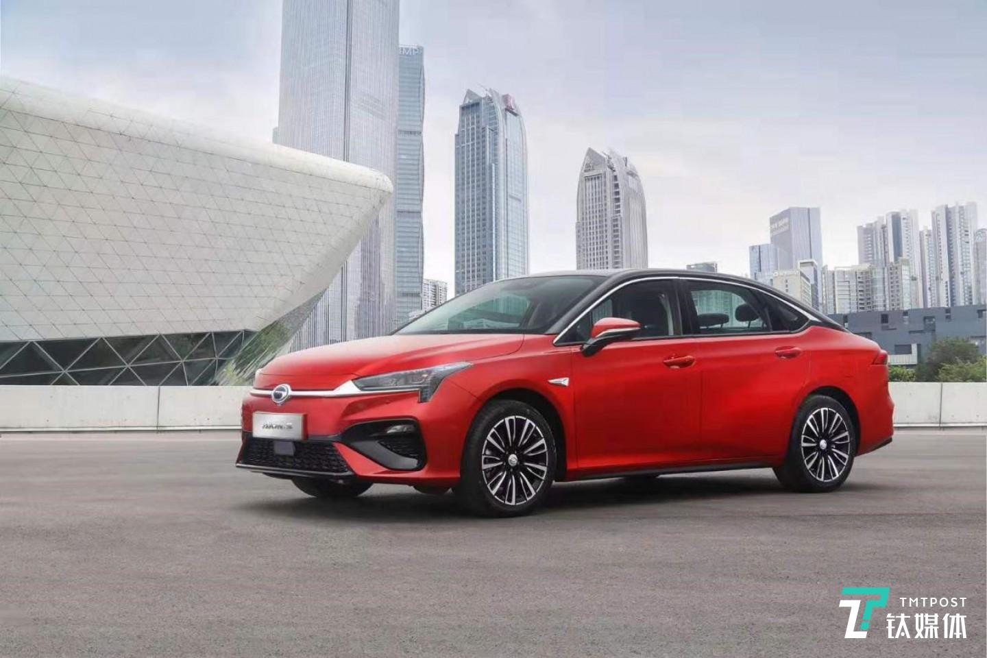 采用全新外观设计