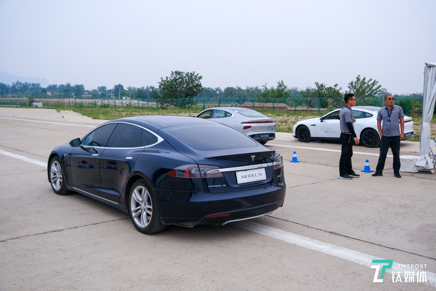 与Model S进行对比