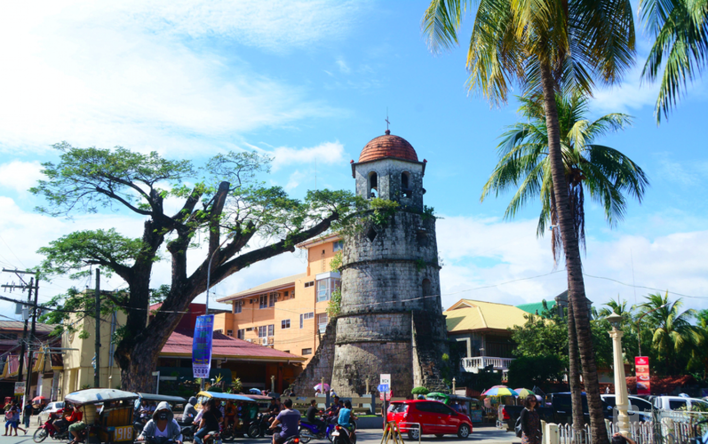 （题图来自：视觉中国）