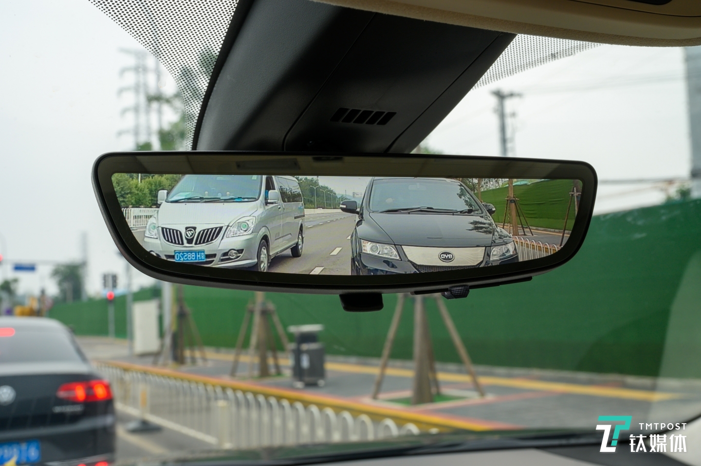 第二代流媒体后视镜